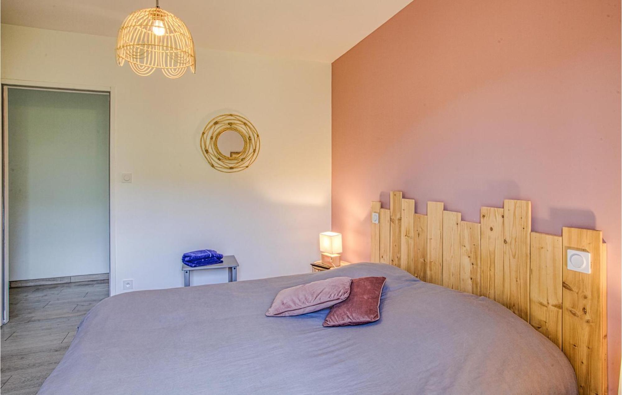 2 Bedroom Lovely Apartment In Conques-En-Rouergue Eksteriør bilde